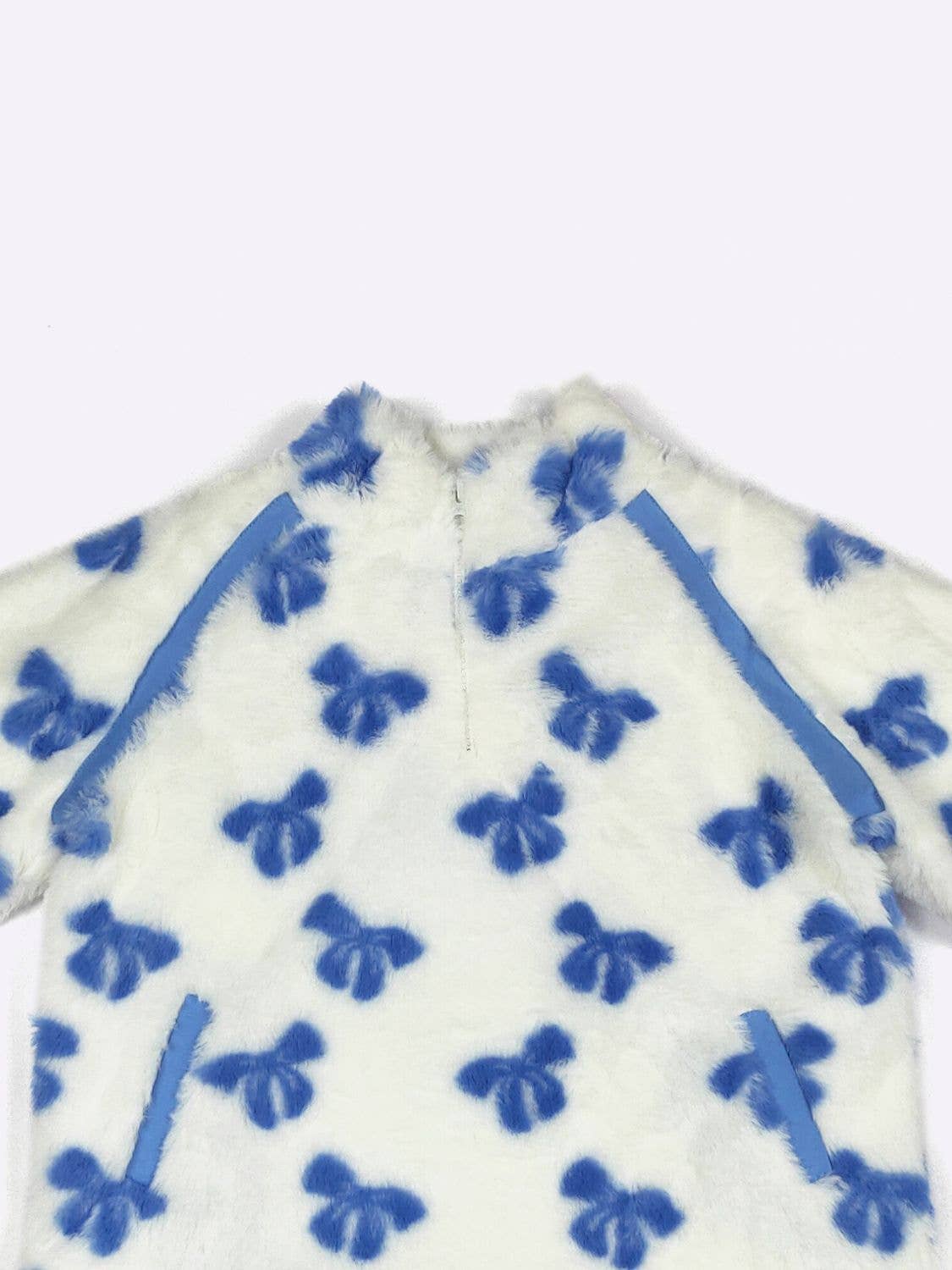 Clover Cottage - Blue Bow Girls Sherpa