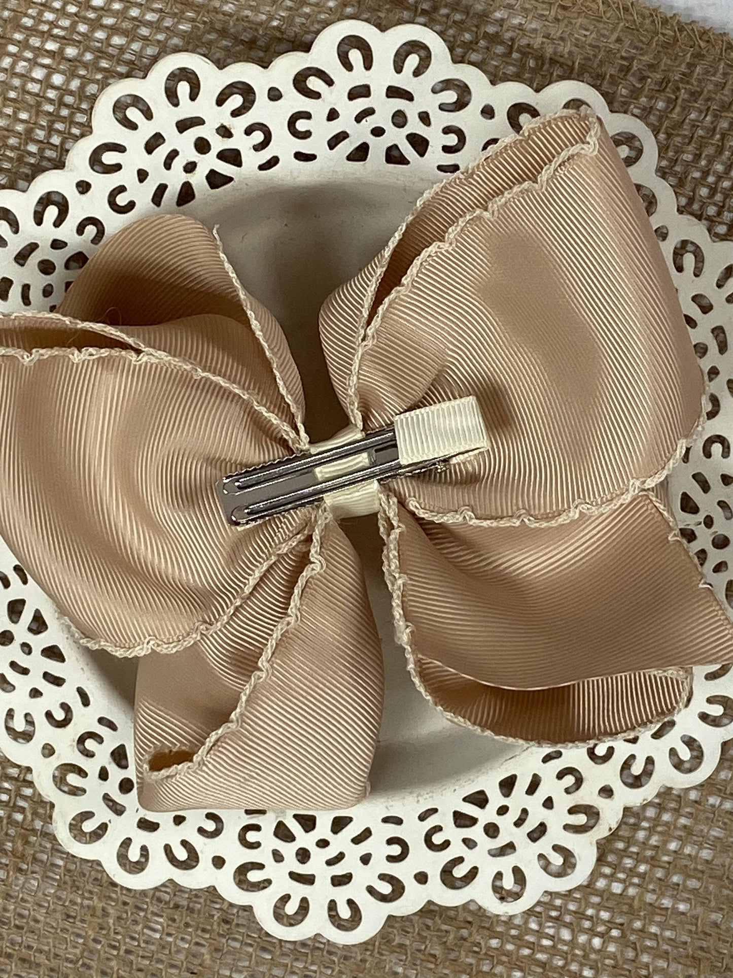 Oatmeal with Ivory Moonstitch Hair Bow