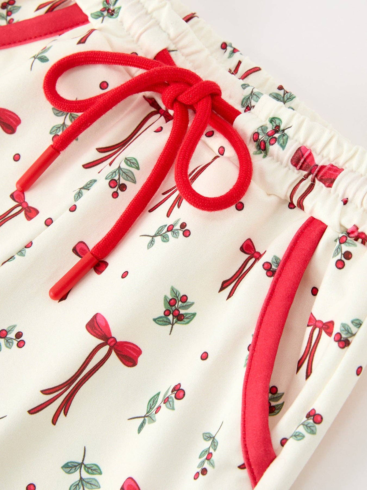 Bow & Holly Print Scallop Trim Pants Set