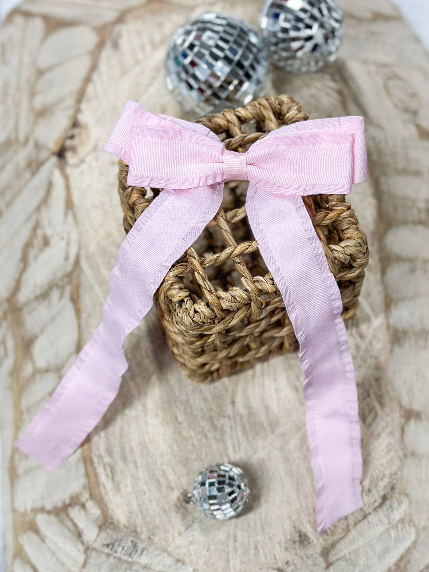 Ruffle Edge Ribbon Hair Bow