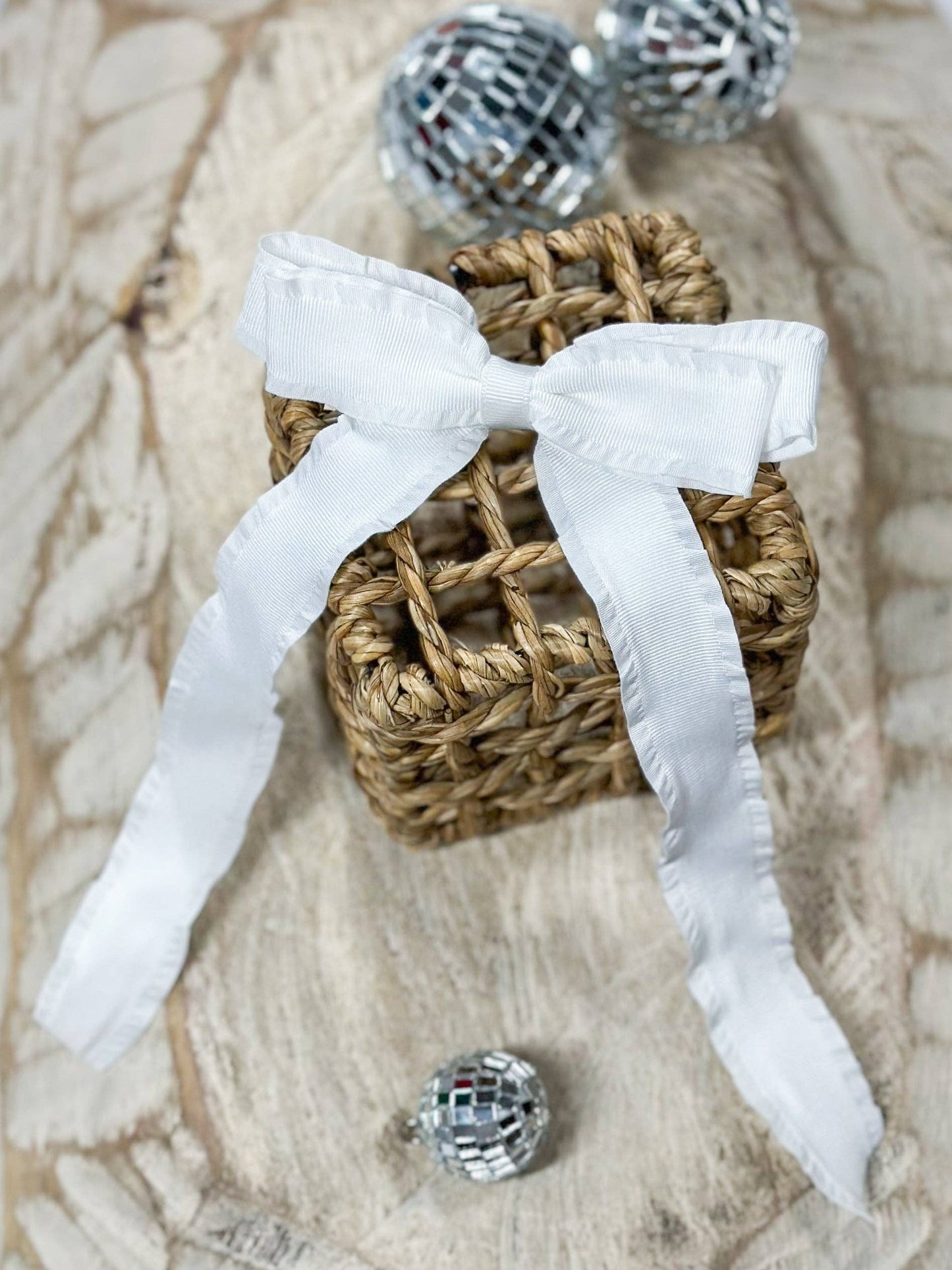 Ruffle Edge Ribbon Hair Bow