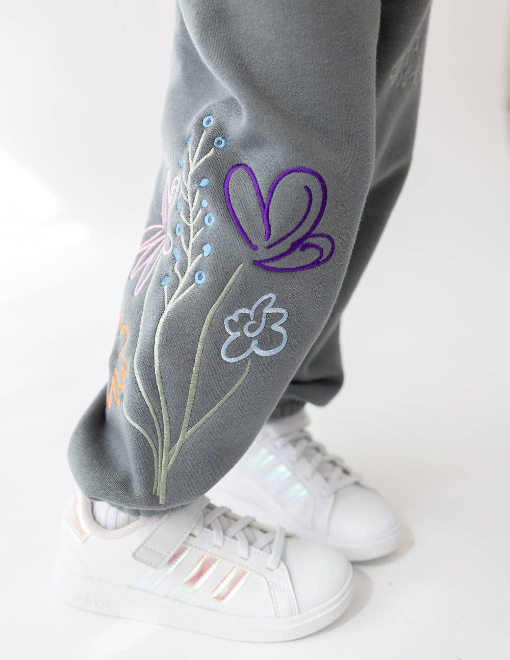 Elevated Faith - God's Still Working Kids Sweatpant