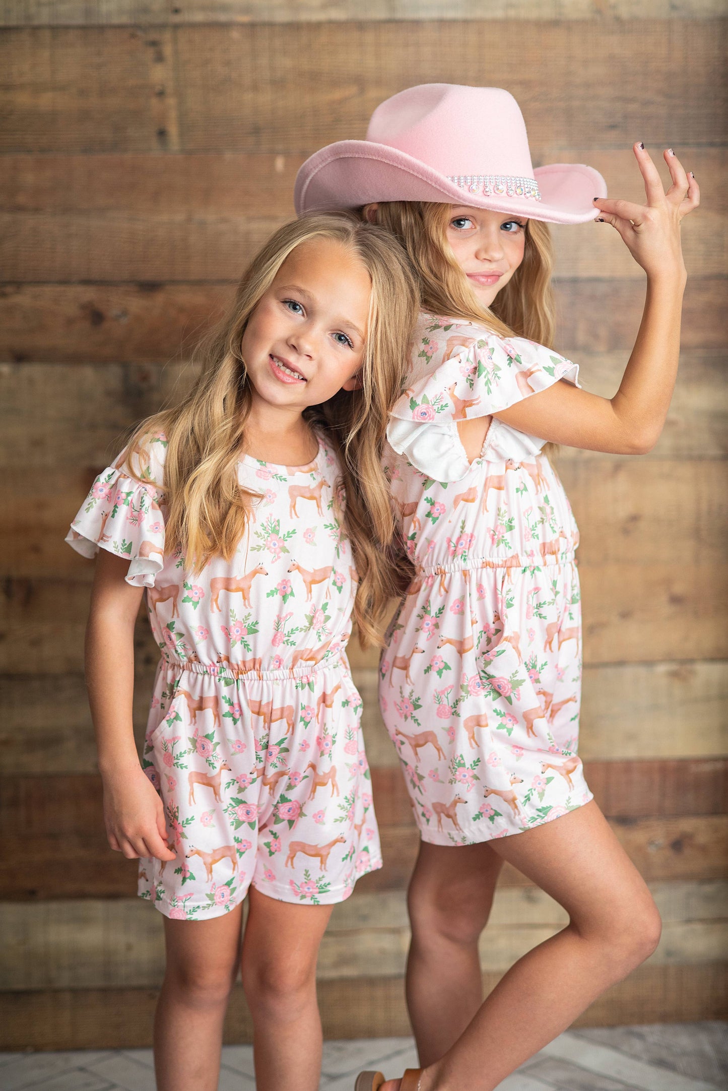Kids Pink Horse Flutter Sleeve Pocket Spring Shortie Set