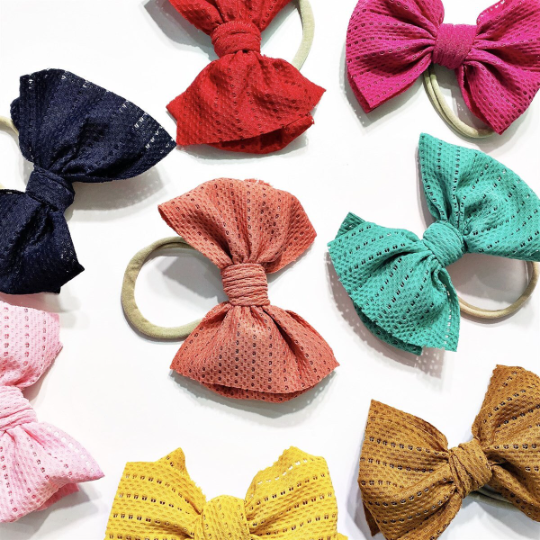 Dottie Knottie Bows: Alligator Clip