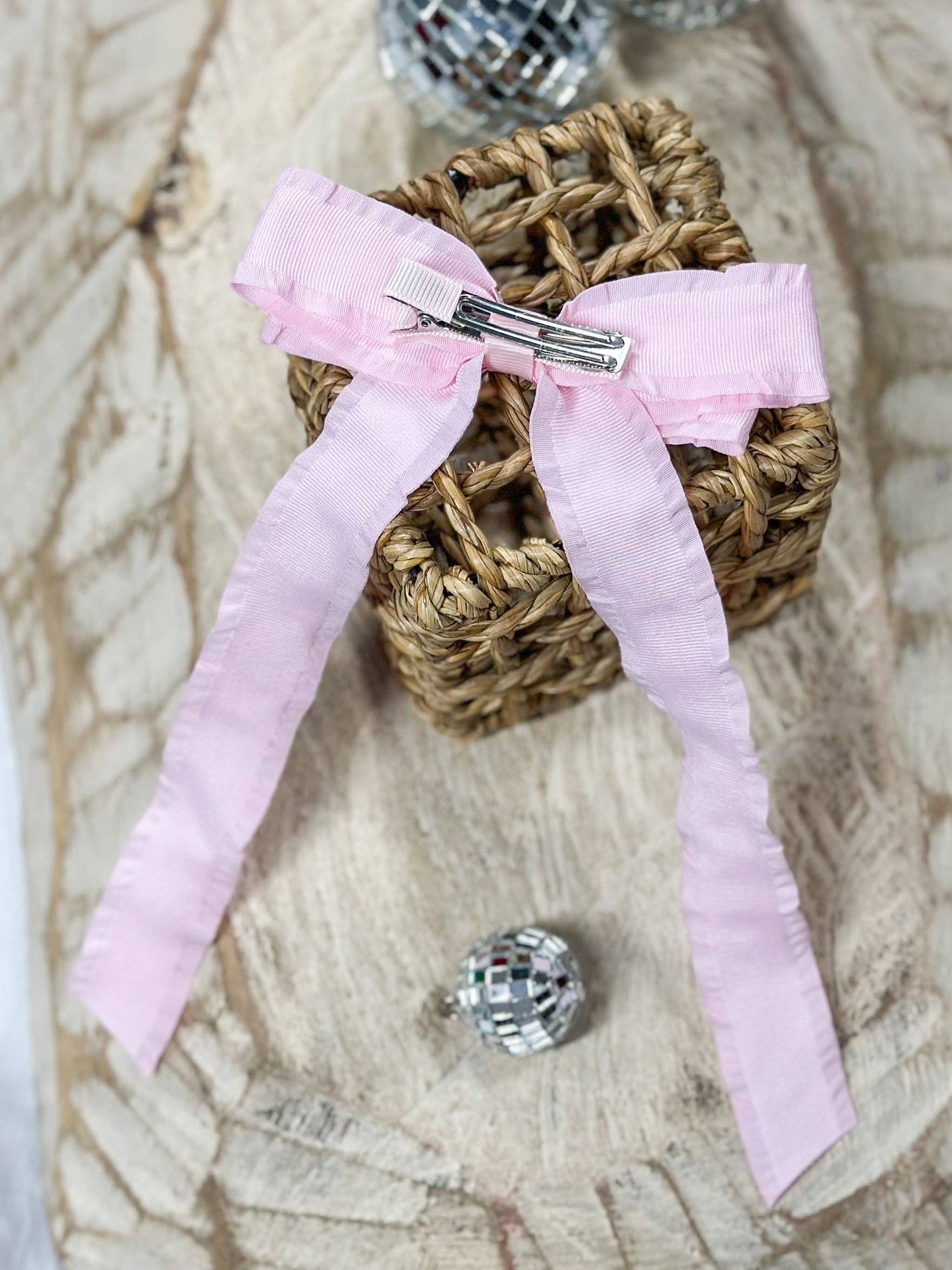 Ruffle Edge Ribbon Hair Bow