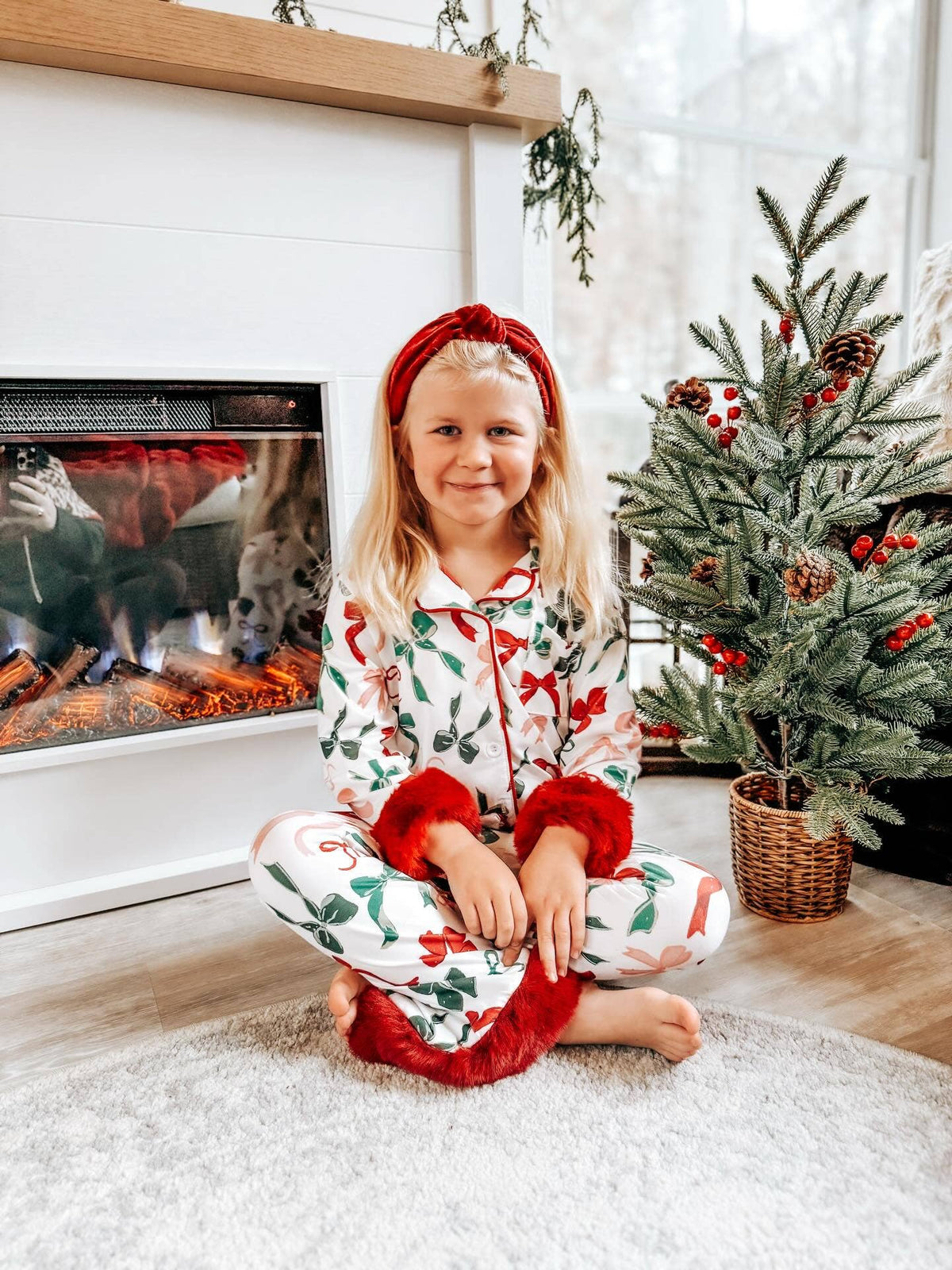 Holiday Bow Print Christmas Pajama Set