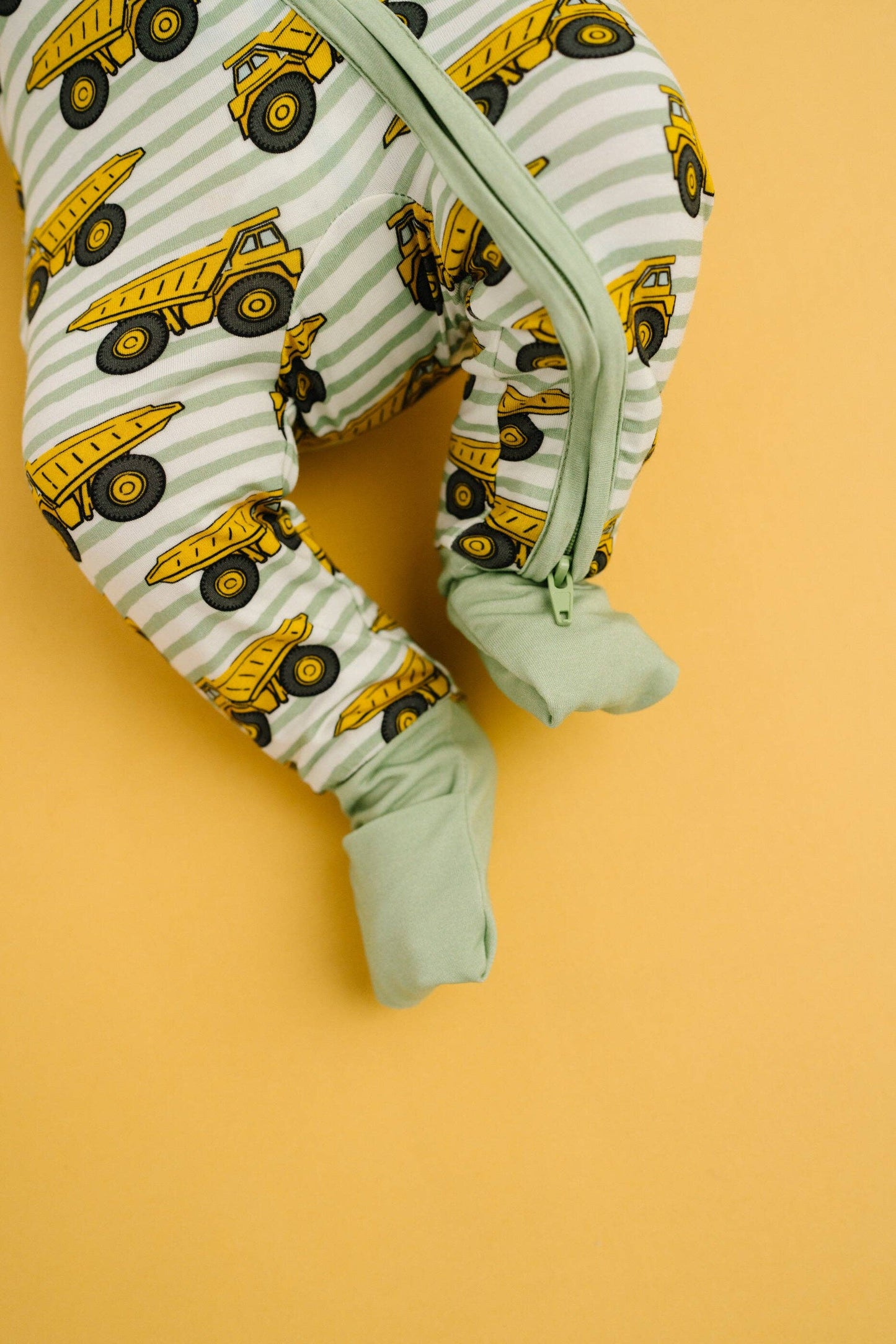 Little One Shop - Dump Trucks Bamboo Sleeper