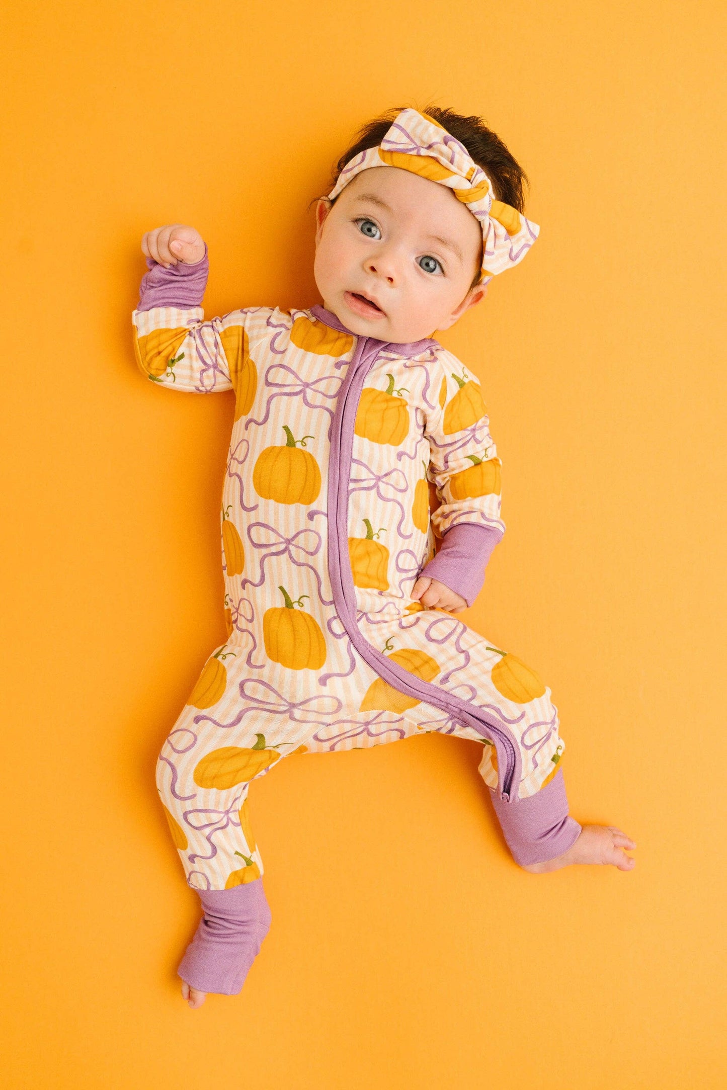 Little One Shop - Pumpkin & Bows Bamboo Sleeper