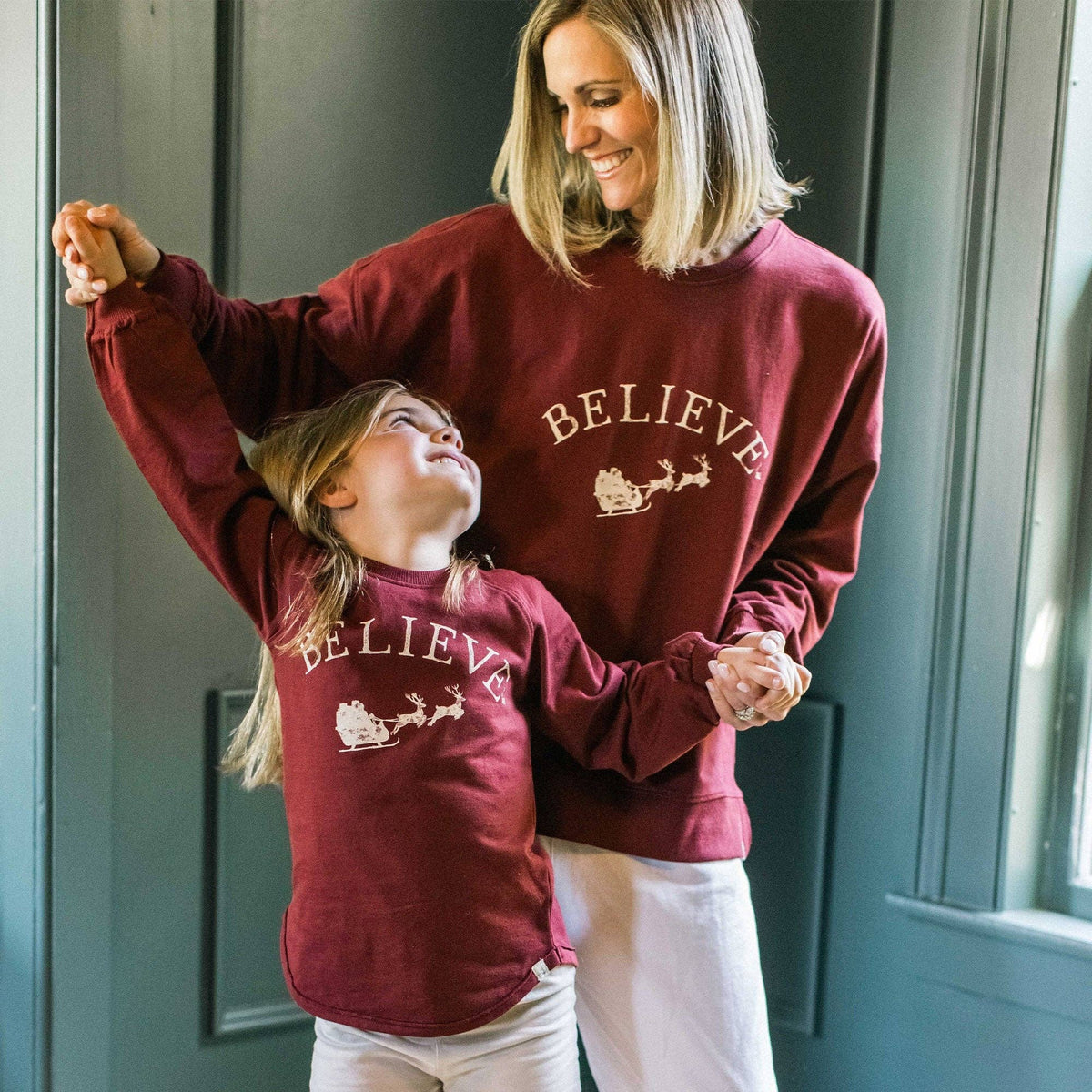 Believe Sweatshirt Womens