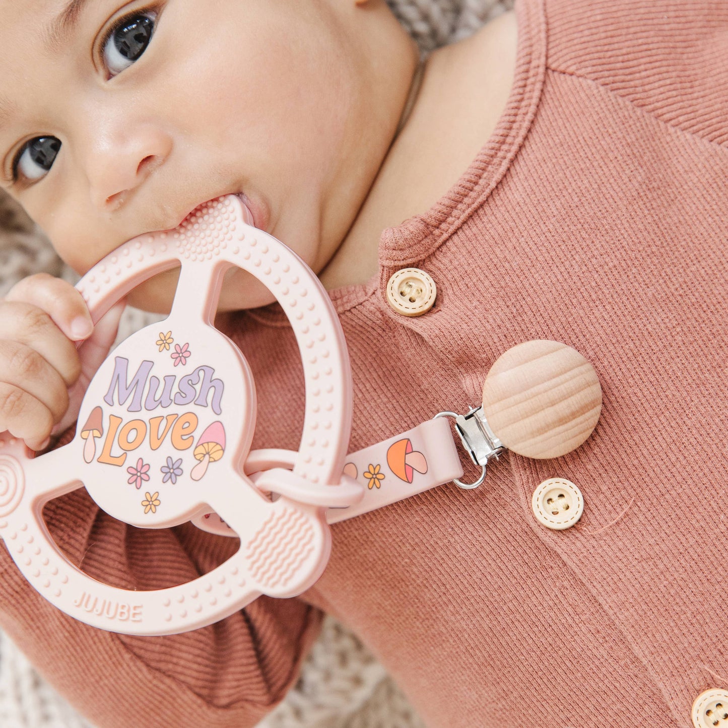 JuJuBe - Silicone Teether Ring with Detachable Clip Mushy Love