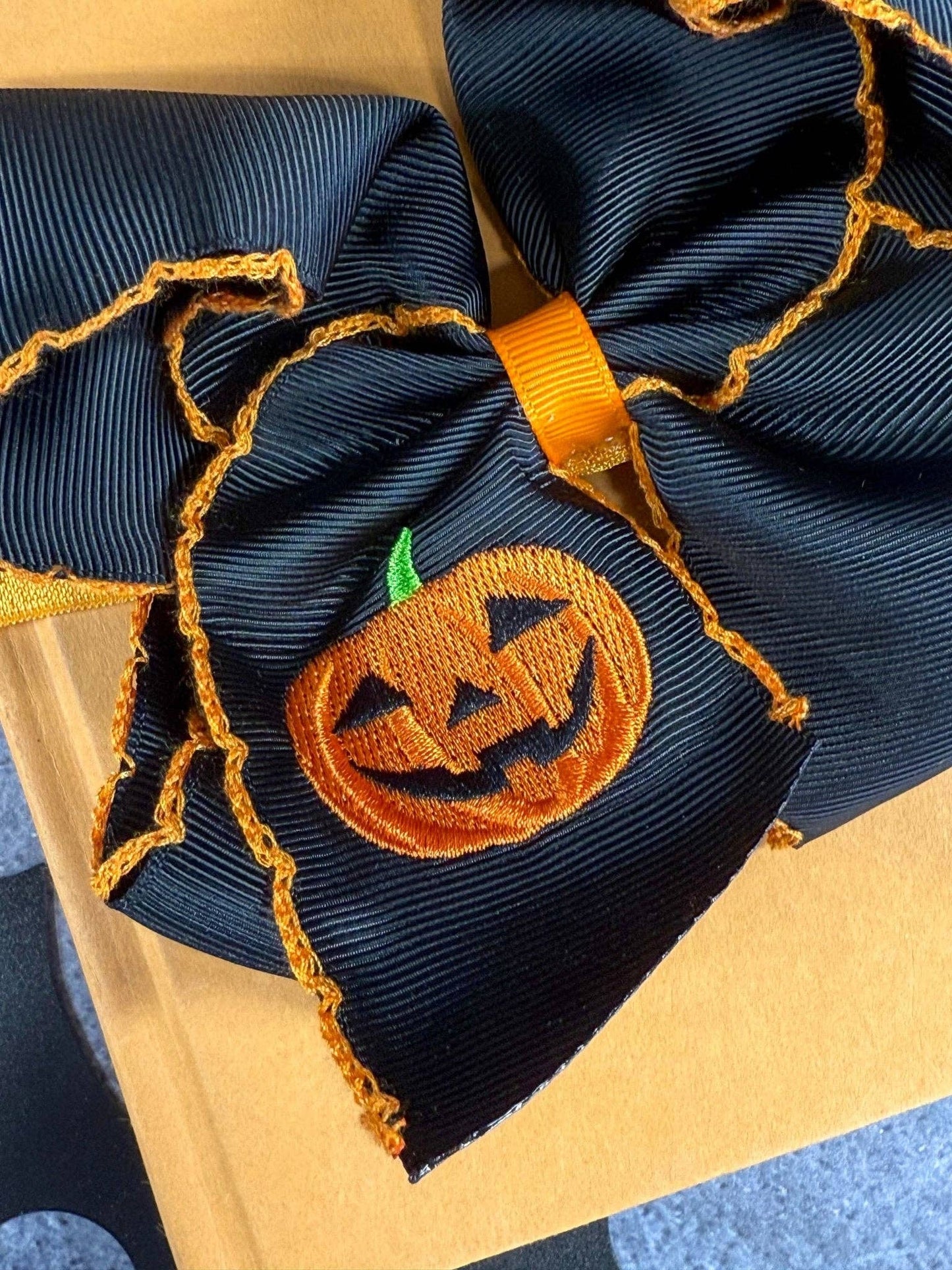 The Hair Bow Company - Jack-o-Lantern Embroidered Moonstitch Hair Bow | Clip or Headband