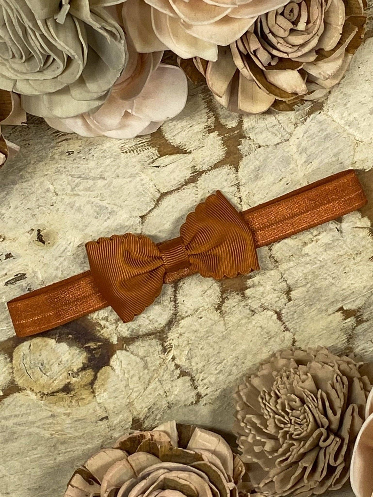 2.5" Bitty Scalloped Bow | Headband