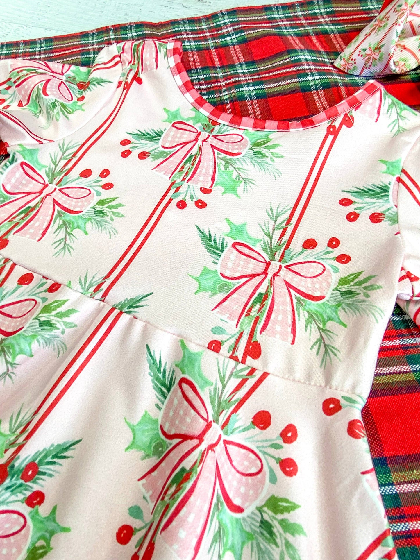 TheHolly Bows &
