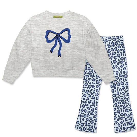 Kids Gray Crewneck Sweatshirt & Skin Print Flare Leggings