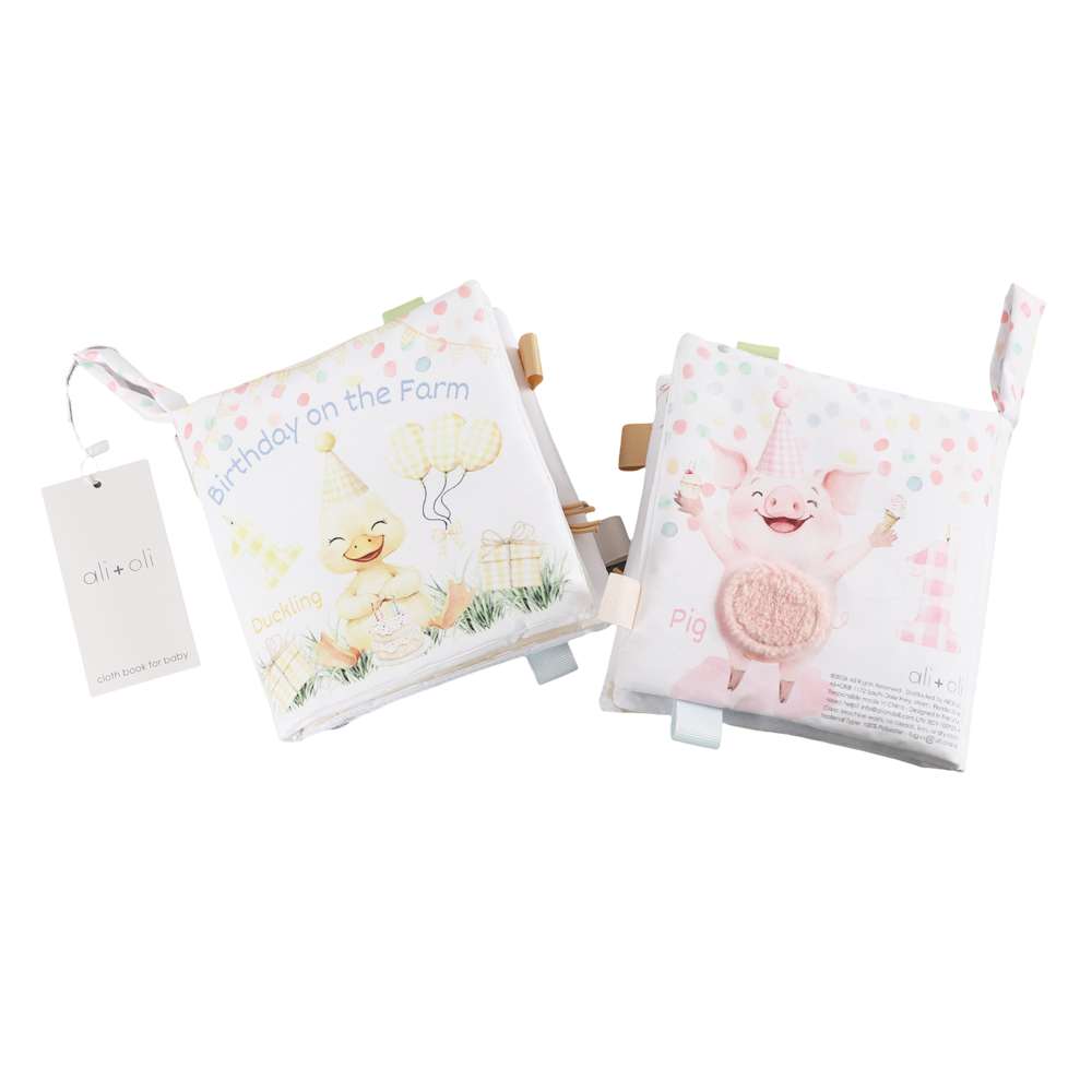Ali+Oli - Birthday on the Farm10-Page Crinkle Soft Cloth Baby Book