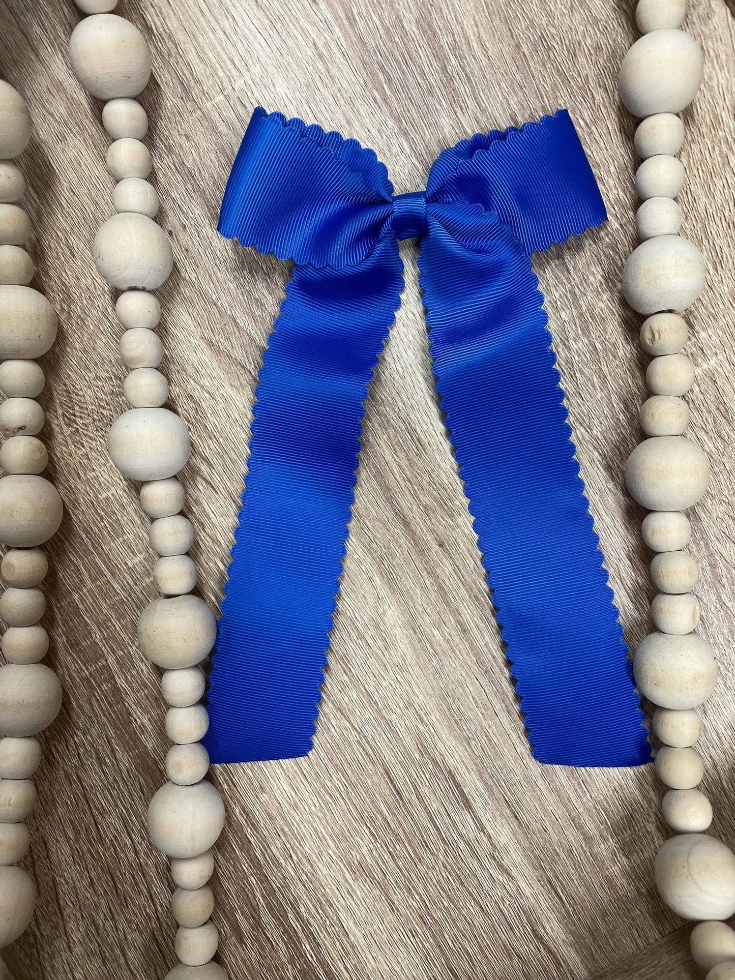 Scalloped Long Tail Bow with Alligator Clip