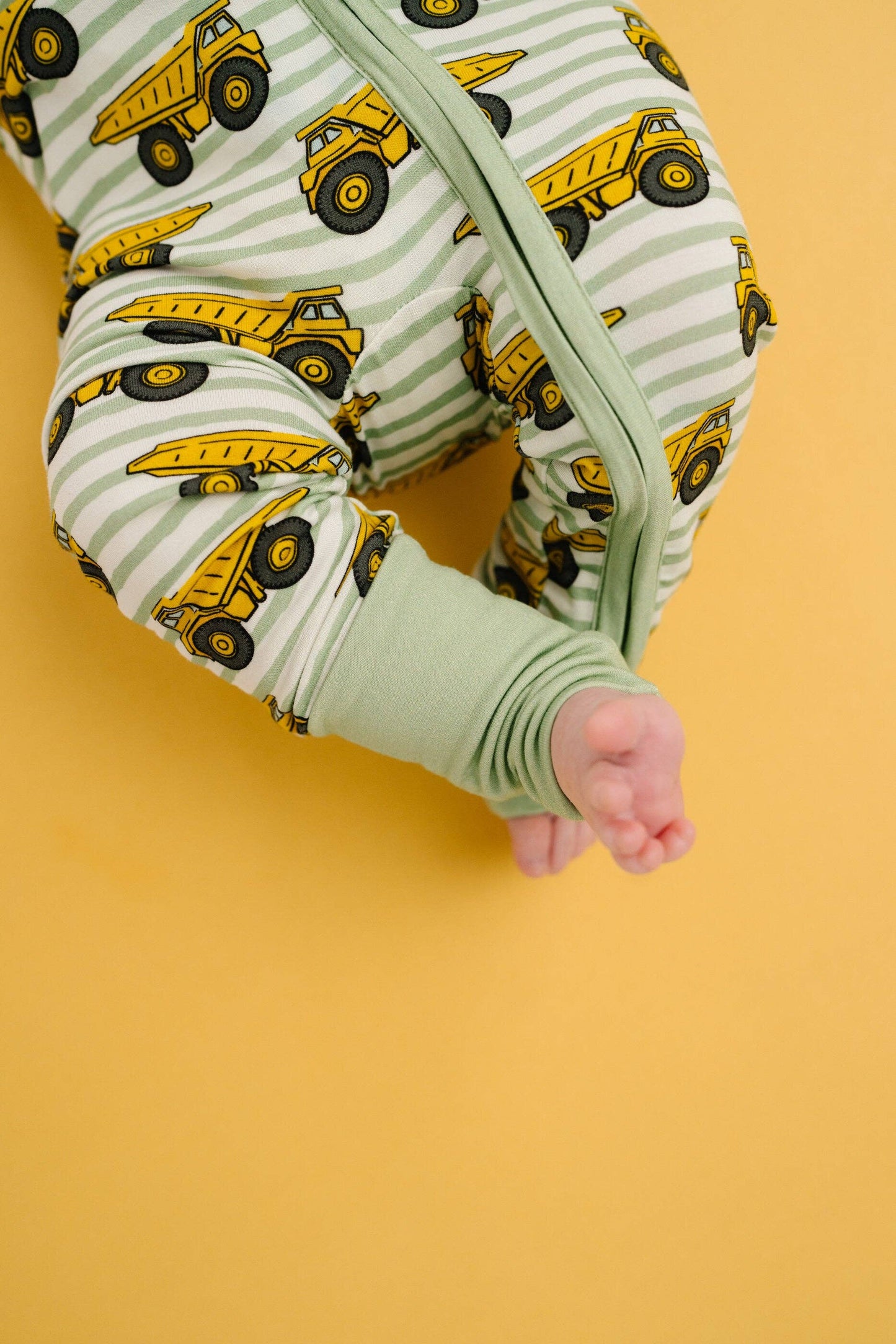 Little One Shop - Dump Trucks Bamboo Sleeper