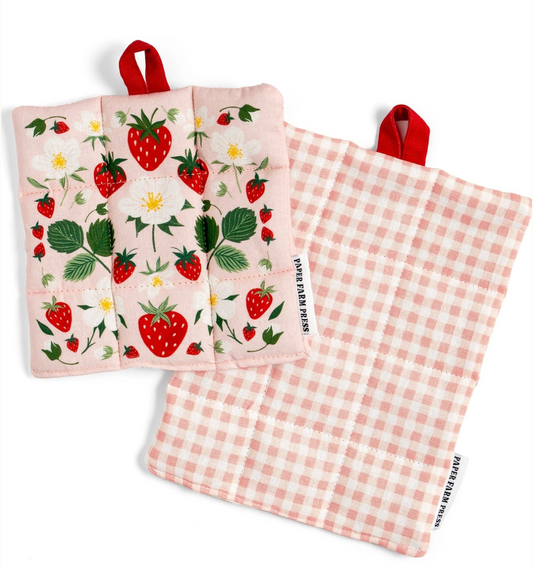 Strawberry Patch Pot Holder Set