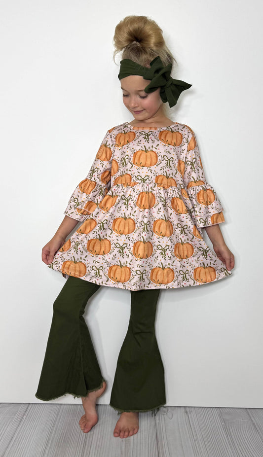 Mossy Pumpkin Girls Set