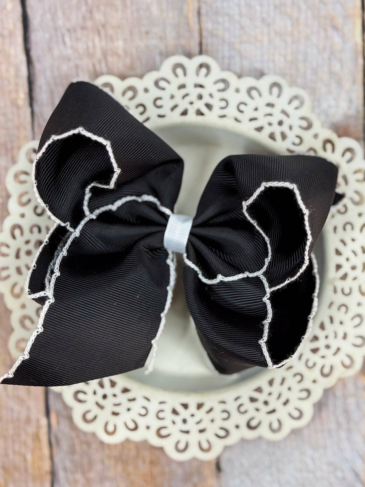 5" Classic Moonstitch Boutique Bows