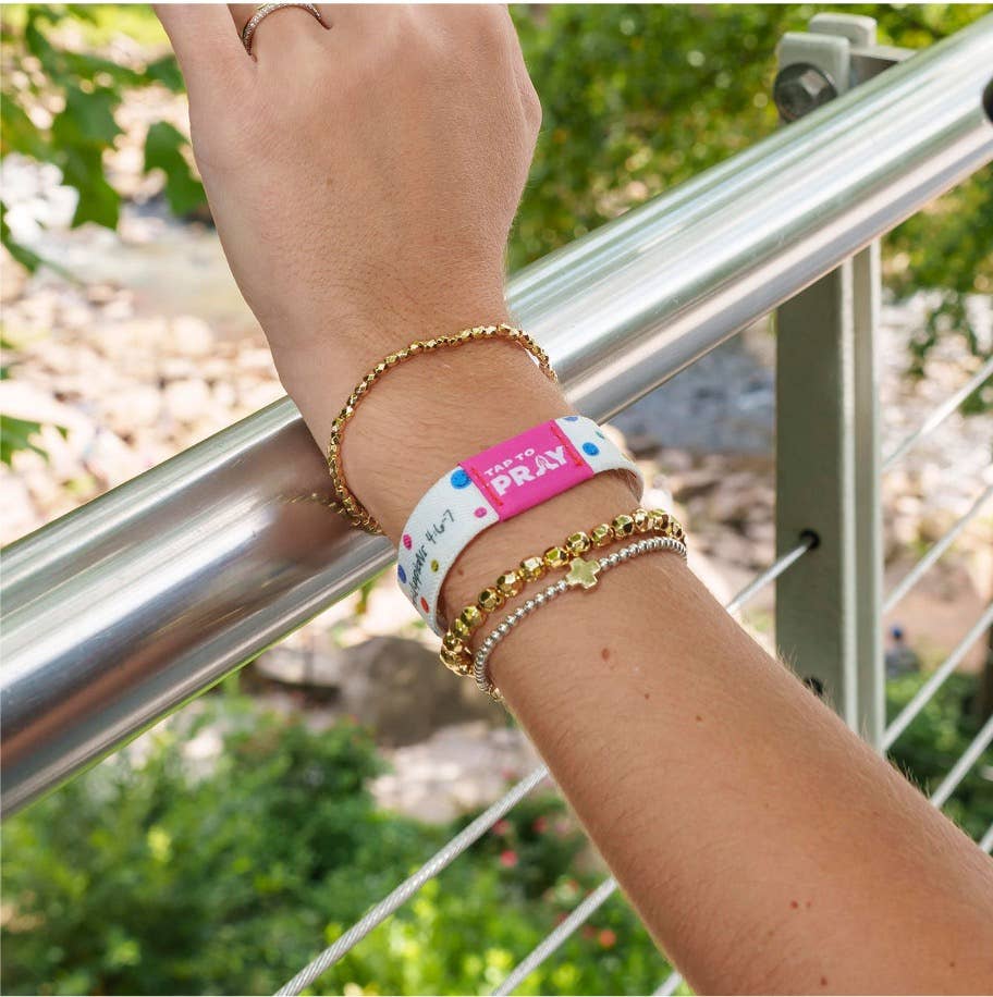 Versible - Tap To Pray™ - Kingfolk Series Wristband - Anxious for Nothing