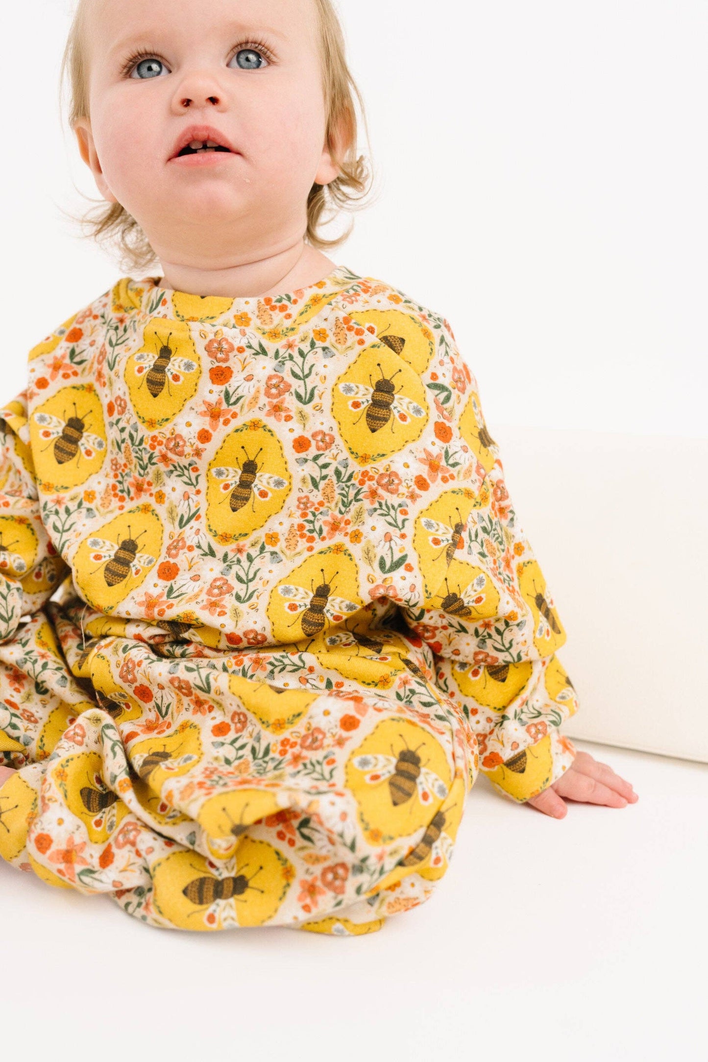 Little One Shop - Sweet Bee Sweatsuit
