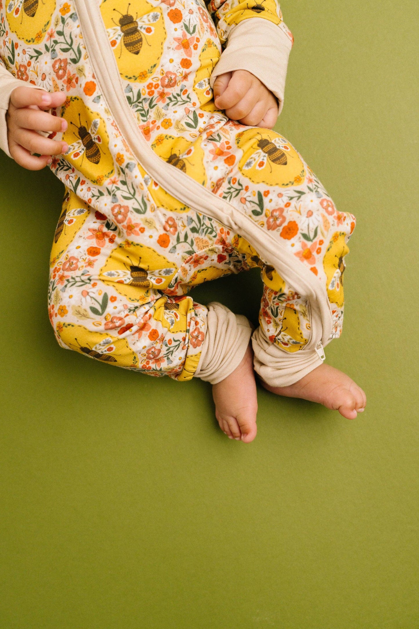 Little One Shop - Sweet Bee Bamboo Sleeper