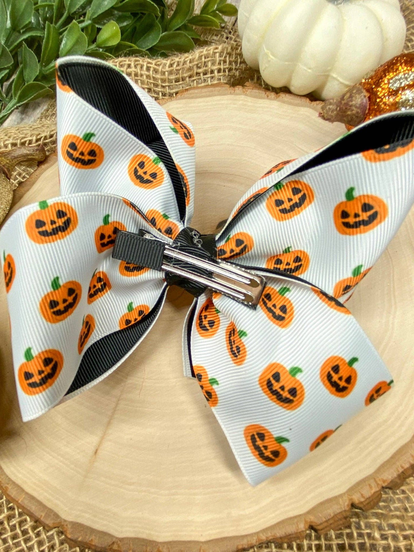 The Hair Bow Company - Jack-O-Lantern Hair Bow | Halloween Hair Bow | Clip or Headband