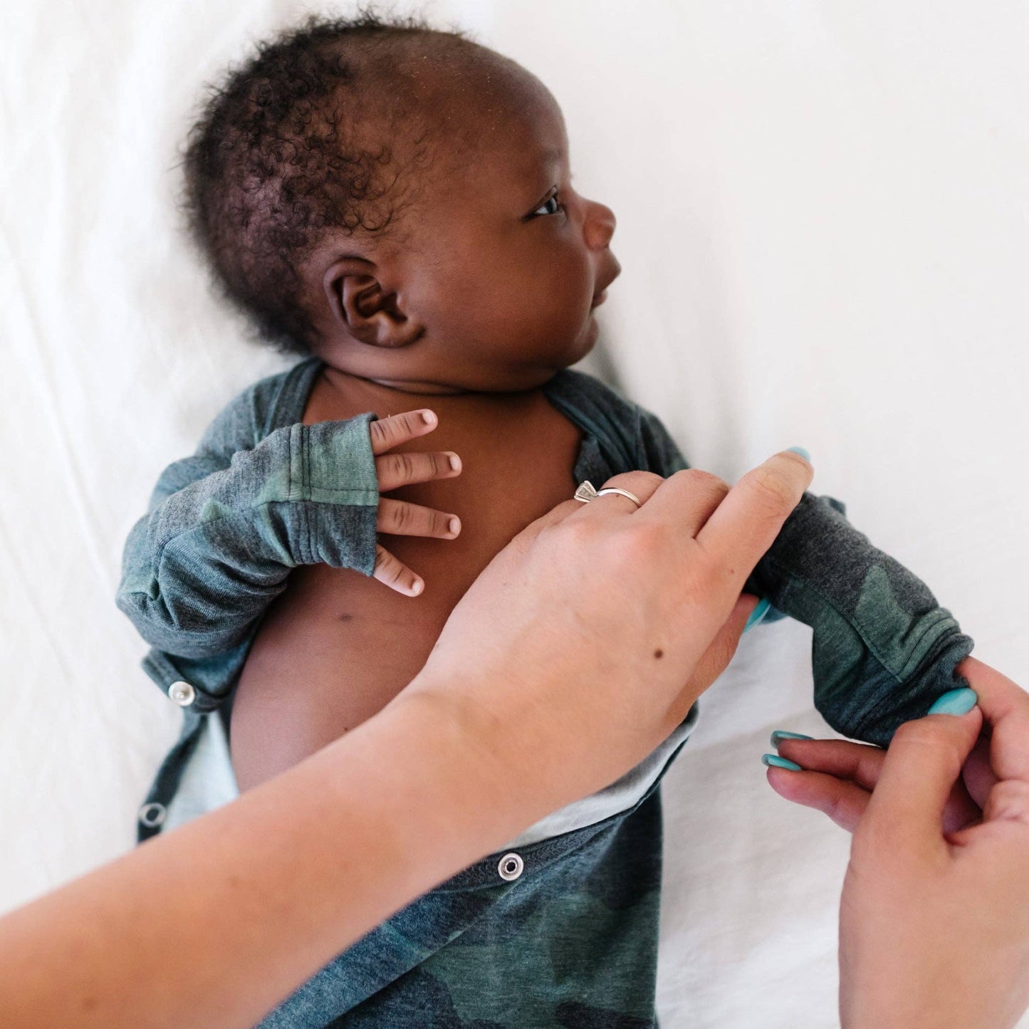 Copper Pearl - Newborn Knotted Gown - Hunter