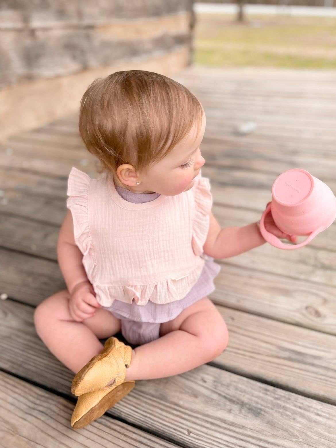 Ali+Oli - Muslin Cotton Ruffle Baby Bib (Pink)