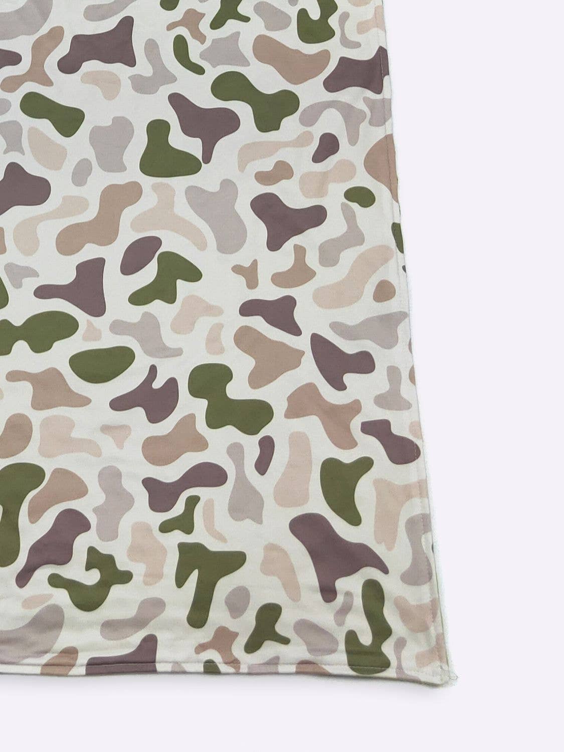 Clover Cottage - Outdoor Camo Blanket